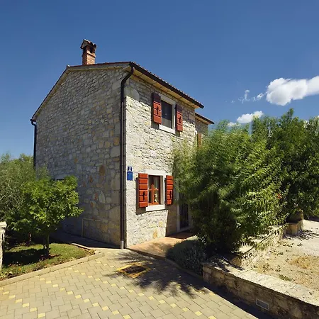 Дом отдыха In Cehici With Private Pool & Terrace *
