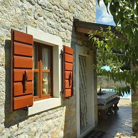 In Cehici With Private Pool & Terrace