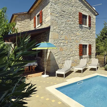 Casa vacanze In Cehici With Private Pool & Terrace
