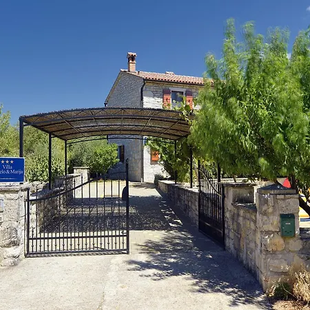 Casa vacanze In Cehici With Private Pool & Terrace